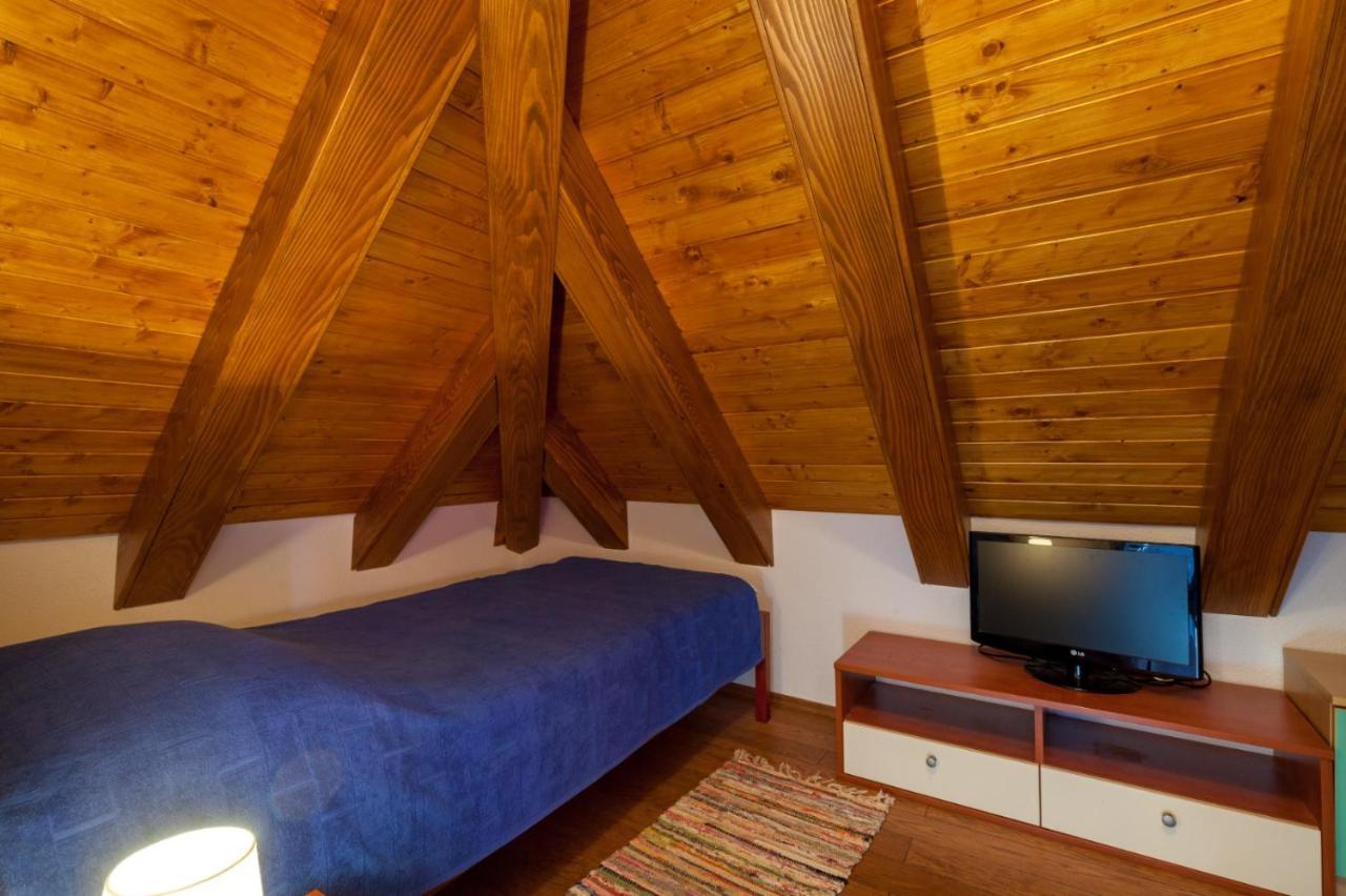 Apartman Dijana Apartment Трогир Екстериор снимка